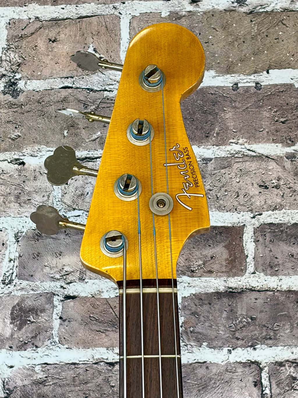 Fender Custom Shop 1960s Precision Bass Heavy Relic – Black