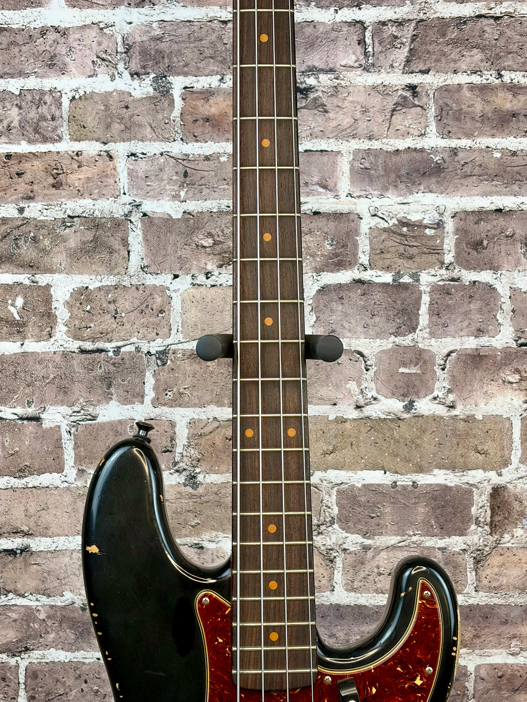Fender Custom Shop 1960s Precision Bass Heavy Relic – Black