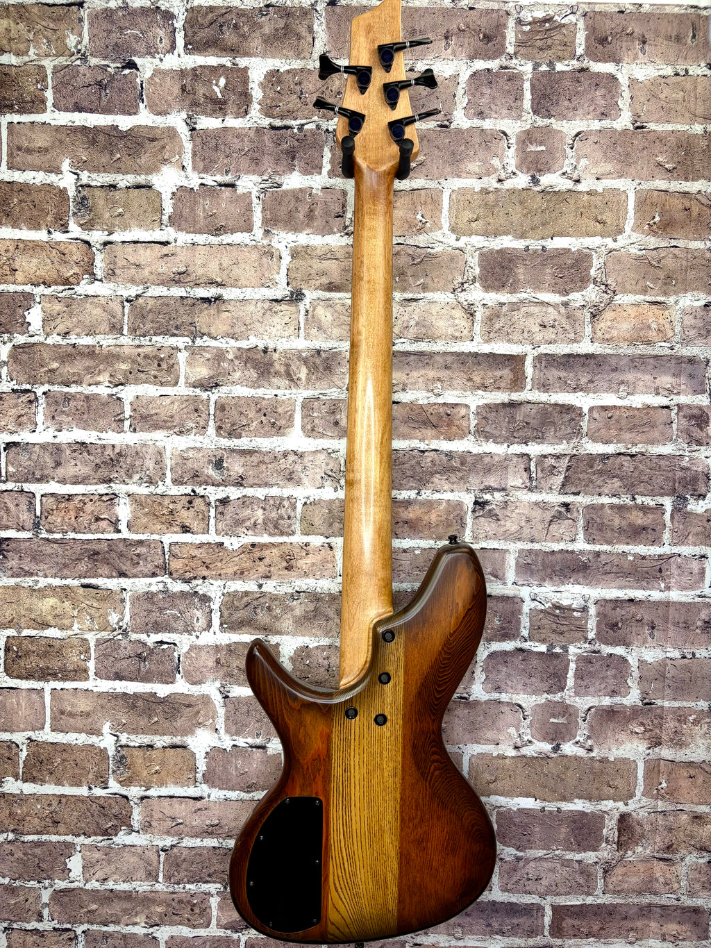 Marco MV Series Boutique 5-String Bass Burl Top Passive