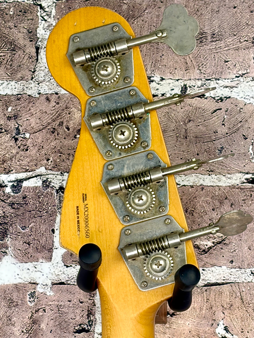 Fender Flea Jazz Bass Shell Pink Road Worn Custom Shop Pickups