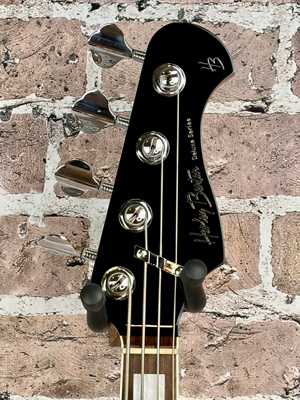 Harley Benton JB-75 4-String Bass Roasted Maple Neck