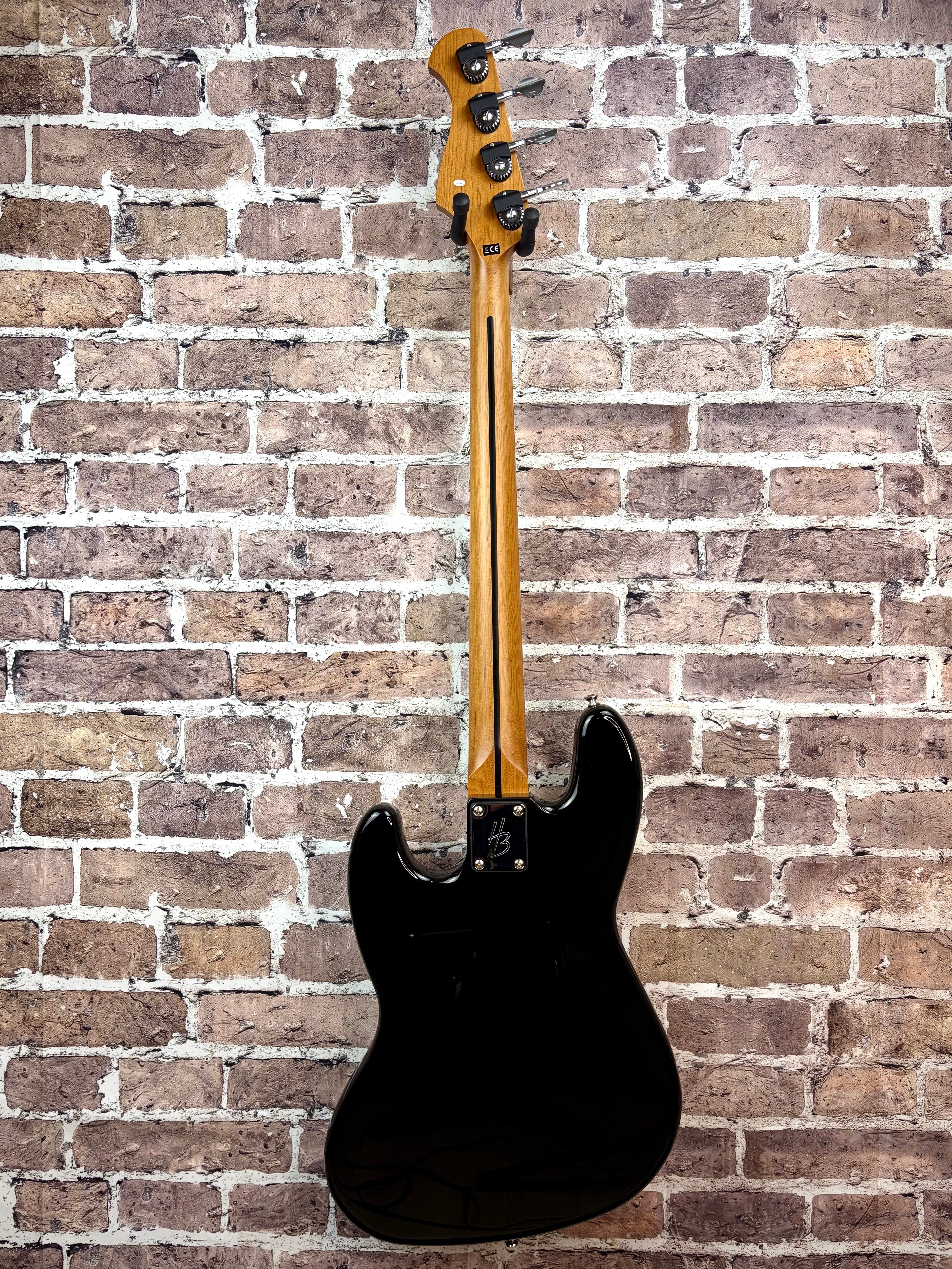 Harley Benton JB-75 4-String Bass Roasted Maple Neck